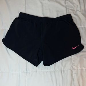 nike dri-fit pink/black short
